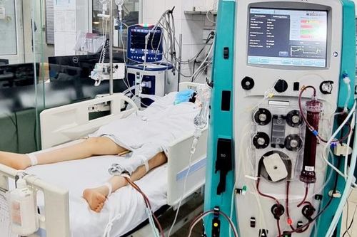 Nguy kịch do hút thuốc lá điện tử
