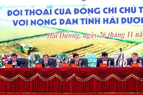 Chủ tịch UBND tỉnh Hải Dương Lê Ngọc Châu đối thoại với nông dân