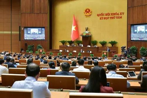 Quốc hội biểu quyết thông qua 3 luật