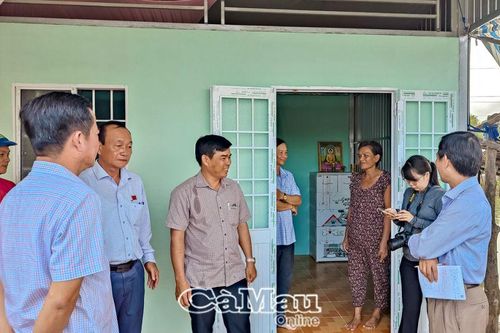 12 cơ quan, đơn vị, địa phương điển hình được nhận thư khen của Chủ tịch UBND tỉnh
