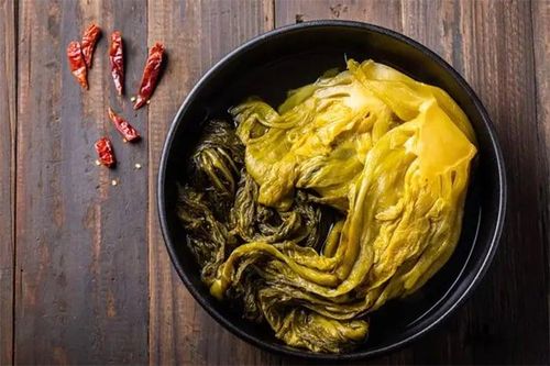 Muối dưa cải nhớ ba mẹo này để dưa chua, giòn, để lâu không khú