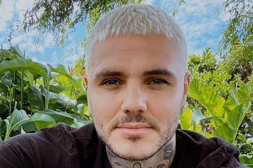 Icardi có bạn gái mới?
