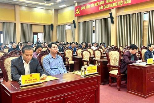 Huyện Hoài Đức: cử tri kiến nghị về xử lý rác thải, ô nhiễm môi trường