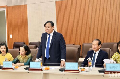 Tăng cường hợp tác đào tạo giữa hai trường chính trị Việt-Lào