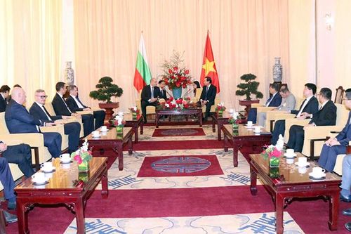 Tổng thống Cộng hòa Bulgaria thăm Thành phố Hồ Chí Minh