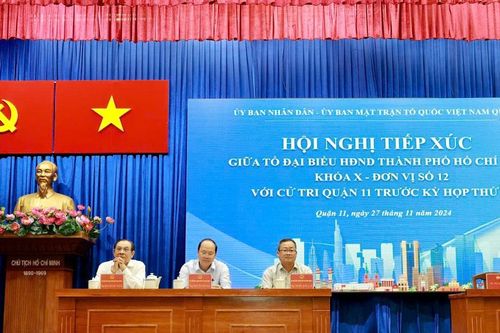Tiếp xúc cử tri trước kỳ cuối năm, Đại biểu HĐND TPHCM nhận được nhiều câu hỏi về phòng, chống tham nhũng