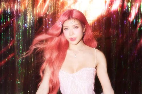 Trước thềm album mới, Trang Pháp tung MV về phụ nữ hiện đại
