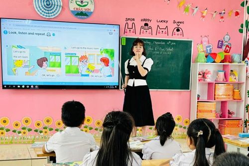 Phát huy hiệu quả giảng dạy từ mô hình 'lớp học Tiếng Anh hạnh phúc'