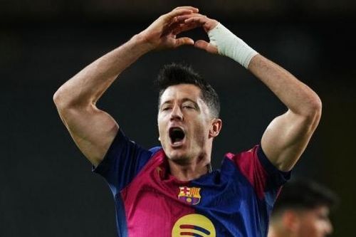Robert Lewandowski trở thành cầu thủ thứ ba vượt mốc 100 bàn thắng tại UEFA Champions League
