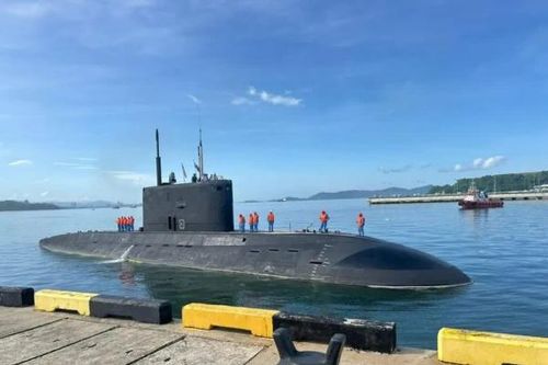 Tình hình Biển Đông: Nga đem tàu ngầm đến tập trận chung cùng Malaysia, Philippines mở 'sân chơi ngoại giao' mới