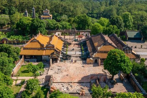 Khu lăng mộ vị vua trị vì lâu nhất triều Nguyễn được đầu tư 100 tỷ trùng tu có gì đặc biệt?