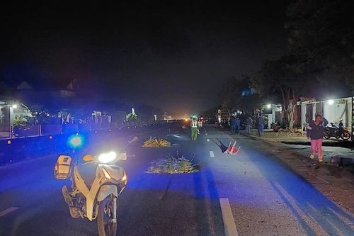 Vợ tử vong, chồng bị thương nặng sau tai nạn khi đang trên đường đi bắt ốc