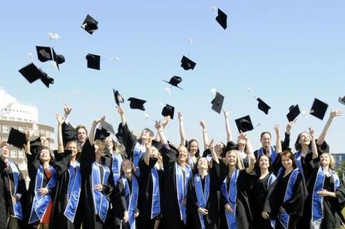 Hơn 200 học bổng đại học, sau đại học ở Trung Quốc, Hungari