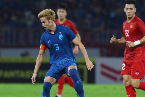 Thái Lan công bố danh sách dự AFF Cup 2024, không có Chanathip, Theerathon; Cơ thủ nữ số 1 Việt Nam sang Hàn Quốc thi đấu