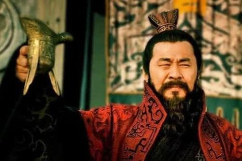 Tào Tháo có sức mạnh tài ba nào để có thể chiêu mộ nhiều anh hùng hào kiệt?