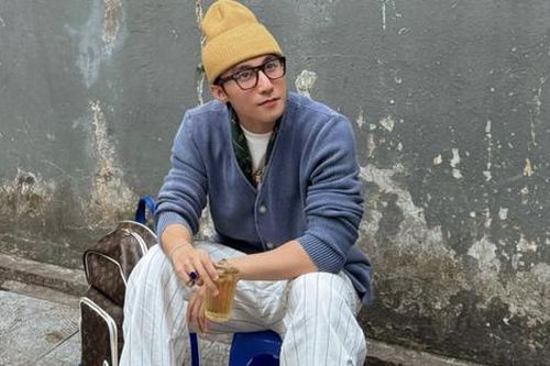 Một nam diễn viên 'xin lỗi' Sơn Tùng M-TP sau vụ uống trà đá