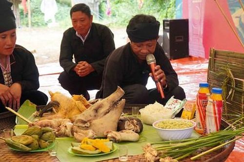 Độc đáo lễ Mừng lúa mới của đồng bào dân tộc Cống