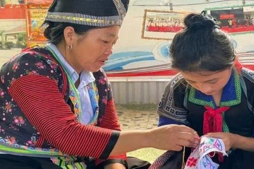 Lai Châu: Độc đáo mô hình bảo tồn bản sắc văn hóa dân tộc trong trường học