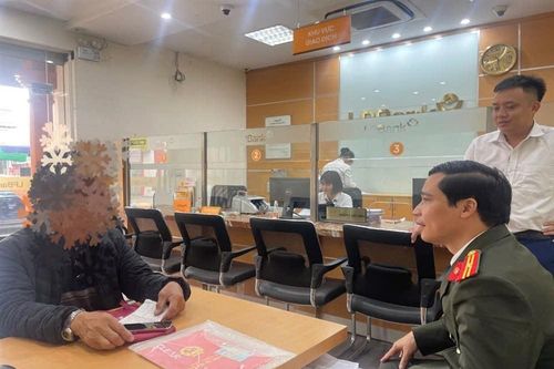 Suýt mất 5 tỷ đồng vì bị kẻ gian thao túng tâm lý