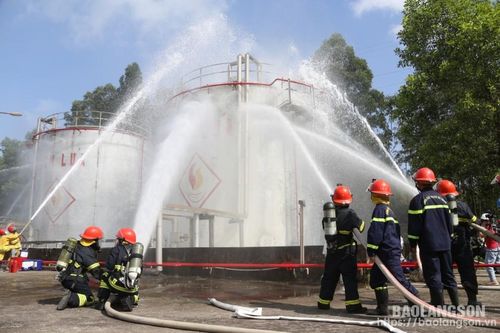 Đảm bảo an ninh trật tự trong các doanh nghiệp: Chủ động phối hợp, liên kết triển khai