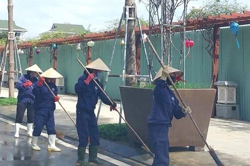 Dọn dẹp vệ sinh môi trường, khôi phục nhanh các tuyến giao thông