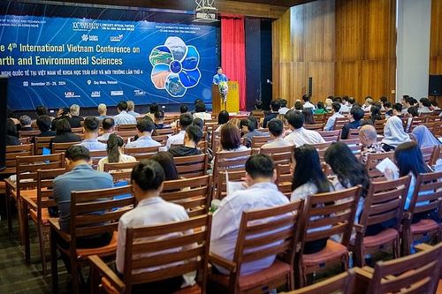Hơn 130 đại biểu tham dự Hội nghị Quốc tế lần thứ 4 về Khoa học Trái đất và Môi trường