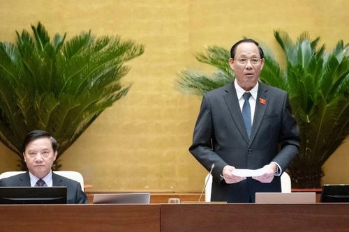 Thông qua Luật Phòng không nhân dân