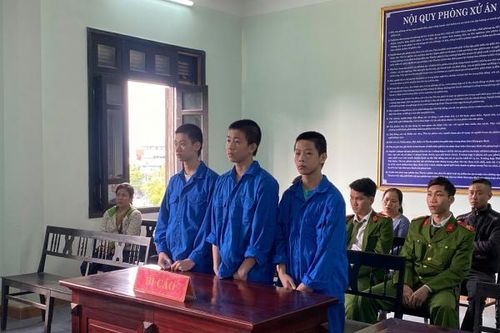 Tuyên án nhóm thiếu niên 'học nghề' bằng cướp bóc