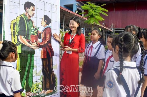 Cây vú sữa trong trường học