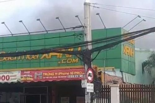 TPHCM: Nhanh chóng dập tắt đám cháy tại cửa hàng Bách Hóa Xanh