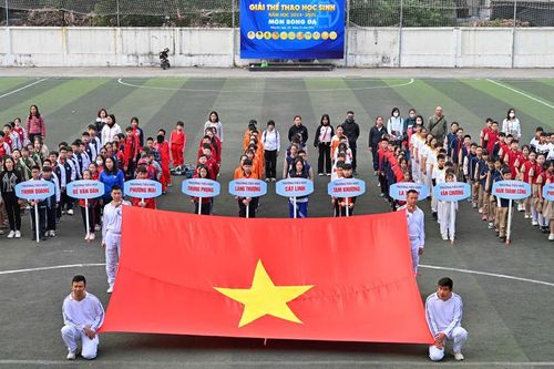 Gần 500 học sinh tham dự giải thể thao học sinh của quận Đống Đa