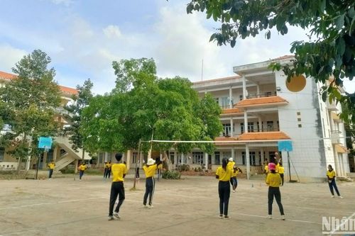 Xây mới, nâng cấp trường học nội trú cho học sinh dân tộc