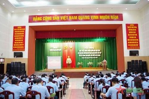 Trường Sĩ quan Không quân quán triệt, triển khai thực hiện các văn bản lãnh đạo, chỉ đạo đại hội đảng các cấp
