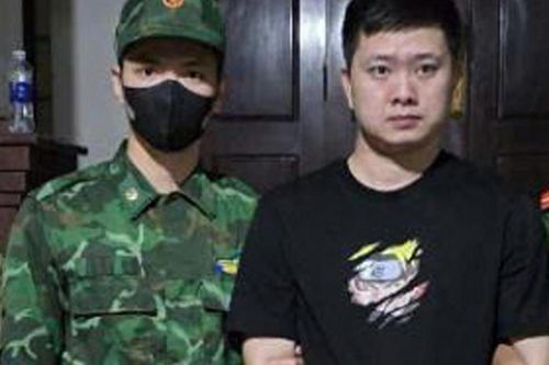 Giấu 'ma', trữ 'đá'