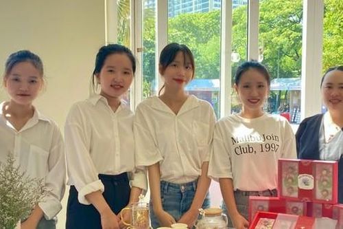 Nâng tầm giá trị cho hoa súng xanh Việt Nam