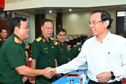 Bí thư Thành ủy TPHCM Nguyễn Văn Nên chủ trì phiên họp Đảng ủy Quân sự TPHCM cuối năm