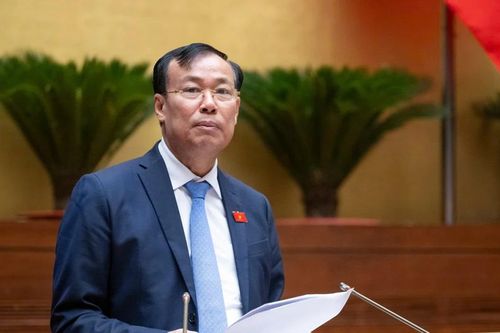 Quốc hội thống nhất tăng tuổi nghỉ hưu của sĩ quan Quân đội