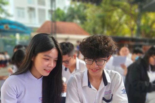 Y tế học đường: Bảo đảm chăm sóc tuyến đầu