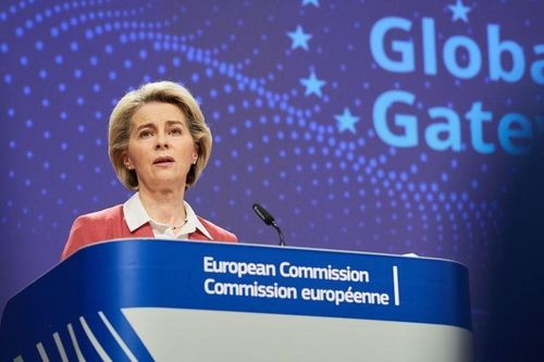 Điểm tin thế giới sáng 28/11: Hàn Quốc lo ngại kế sách của ông Trump, Mỹ đưa tàu hạt nhân tới Guam, Venezuela cảnh báo Nhóm G7