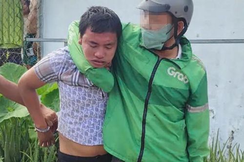 Tạm giữ đối tượng hiếp dâm, cướp vé số của bé gái 14 tuổi