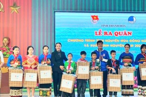Tình nguyện mùa đông nơi biên giới xứ Thanh
