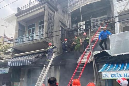 Hiện trường vụ cháy khiến bốn người chết ở Nha Trang