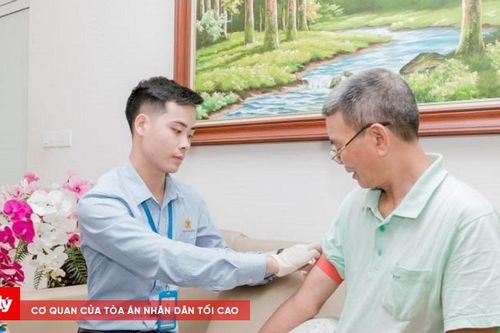 Dịch vụ lấy mẫu xét nghiệm tận nơi - Giải pháp y tế chăm sóc sức khỏe triệu người dân Việt