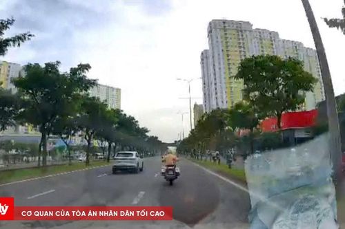 CSGT TP.HCM hỗ trợ người phụ nữ nguy kịch đến bệnh viện kịp thời