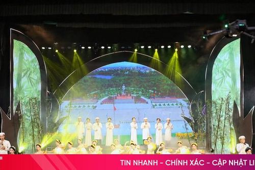 Tiếng búa ghi danh nâng tầm ví, giặm