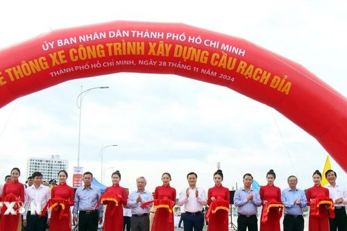 Thông xe cầu Rạch Đỉa kết nối khu Nam Thành phố Hồ Chí Minh