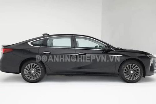 Ngắm đối thủ của Toyota Camry: Thiết kế sang chảnh, công suất 237 mã lực, giá 'hạt dẻ'
