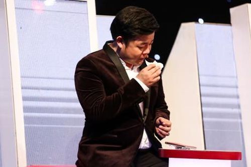 Một nam ca sĩ Việt tiết lộ bị thua kiện phải bồi thường gần nửa tỷ