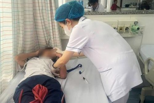 Truy xuất đến tận cùng nguồn gốc thực phẩm trong vụ gần 300 người nghi ngộ độc do bánh mì ở Vũng Tàu