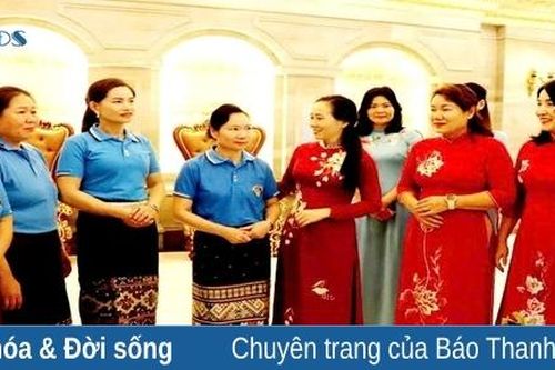 Thắm tình hữu nghị, vẹn tình phụ nữ Thanh Hóa - Hủa Phăn